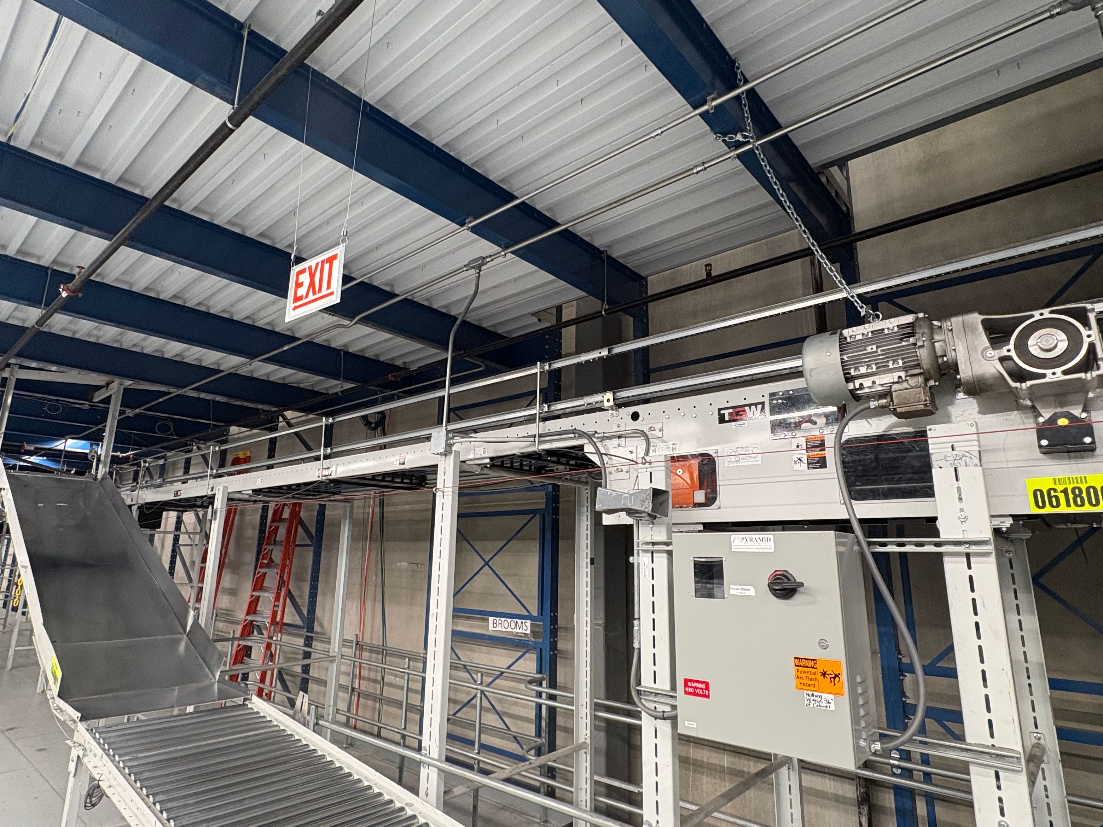 TGW Narrow Belt Sorter - NBS 30/90 - 158' 7" x 30" x 22" - 3 Send-Offs