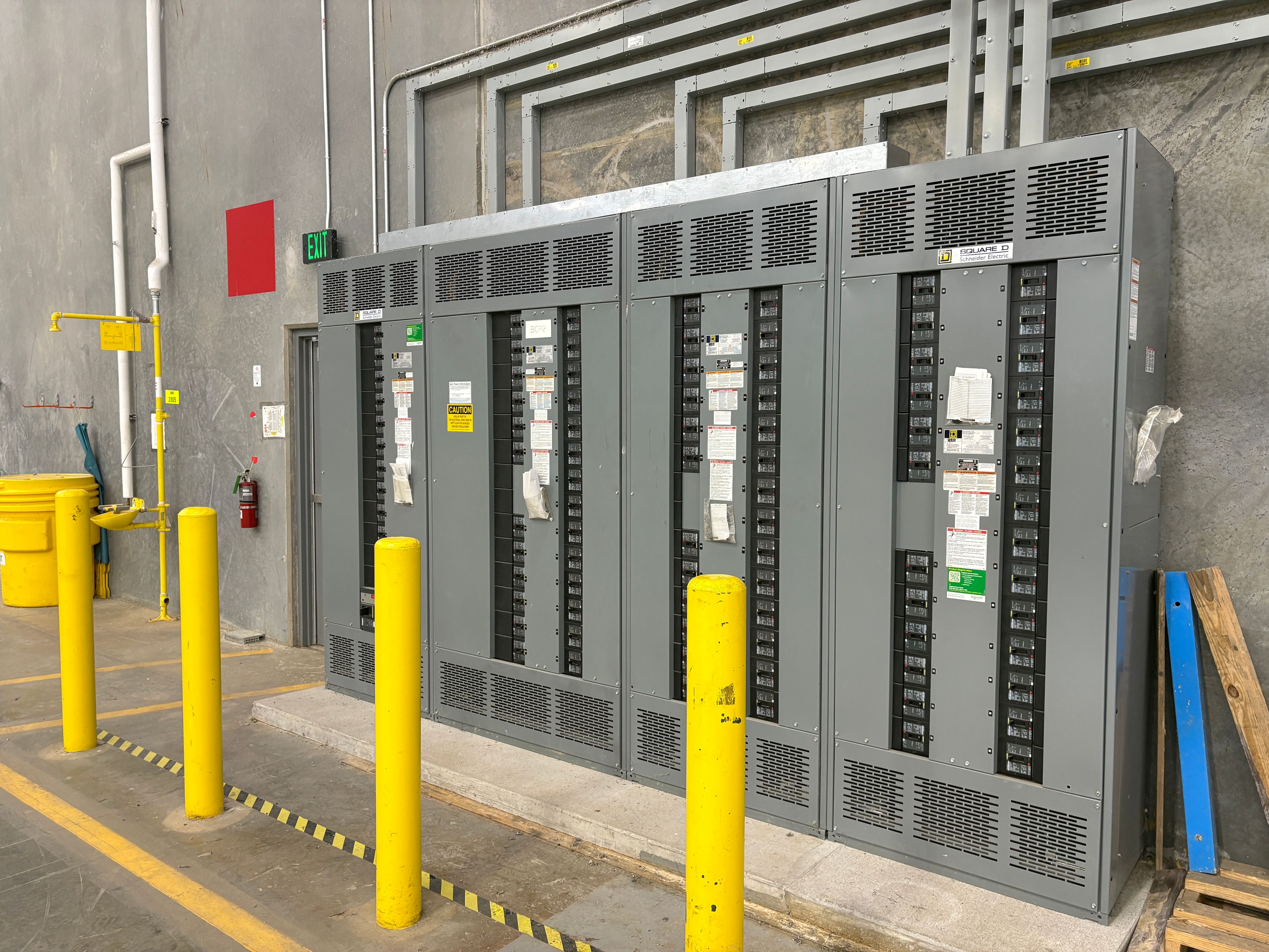 SQUARE-D Switchboard 1200 A - Max Supply Rating