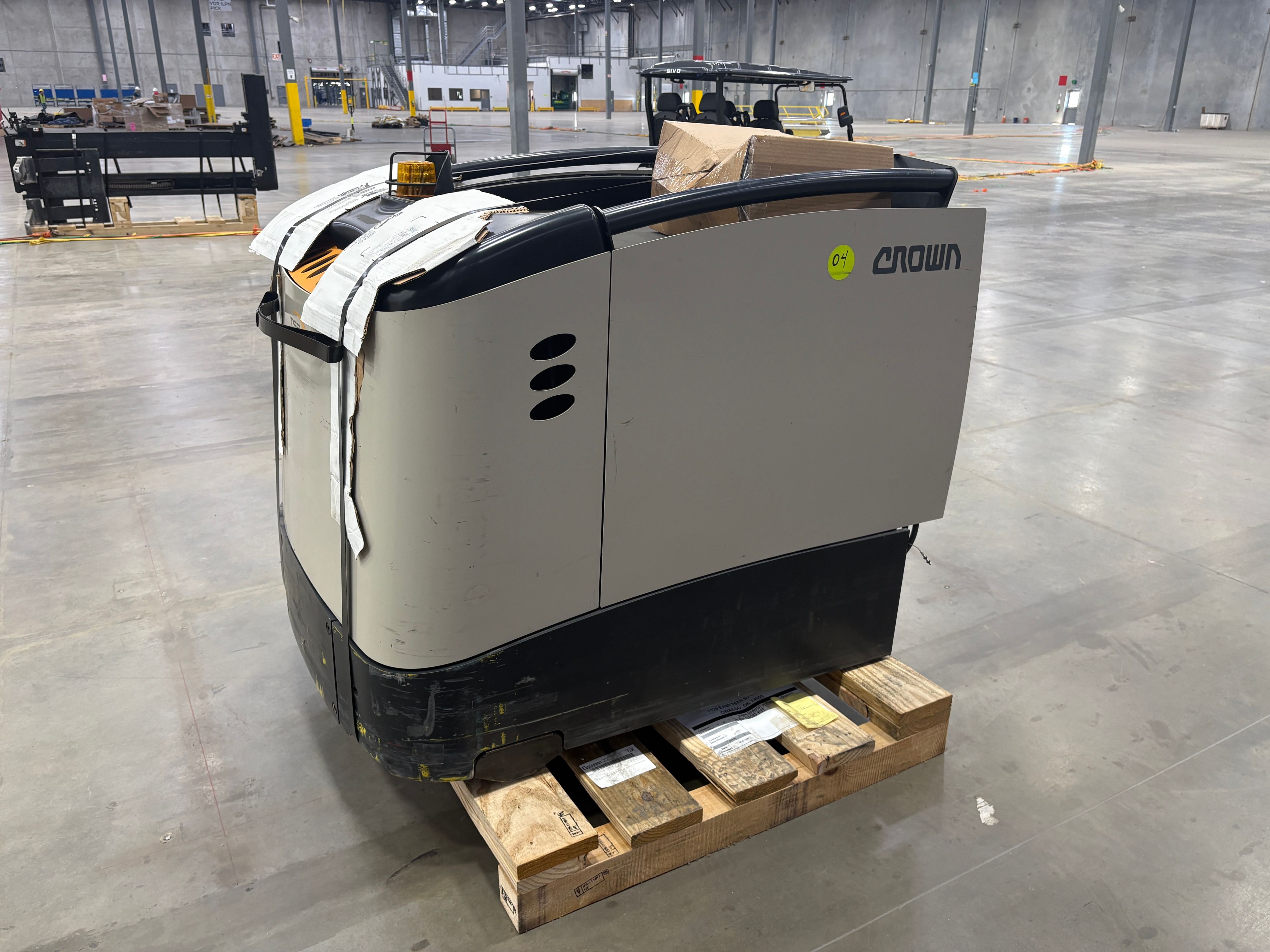Crown TSP 7000 Series Turret Truck - Document 8