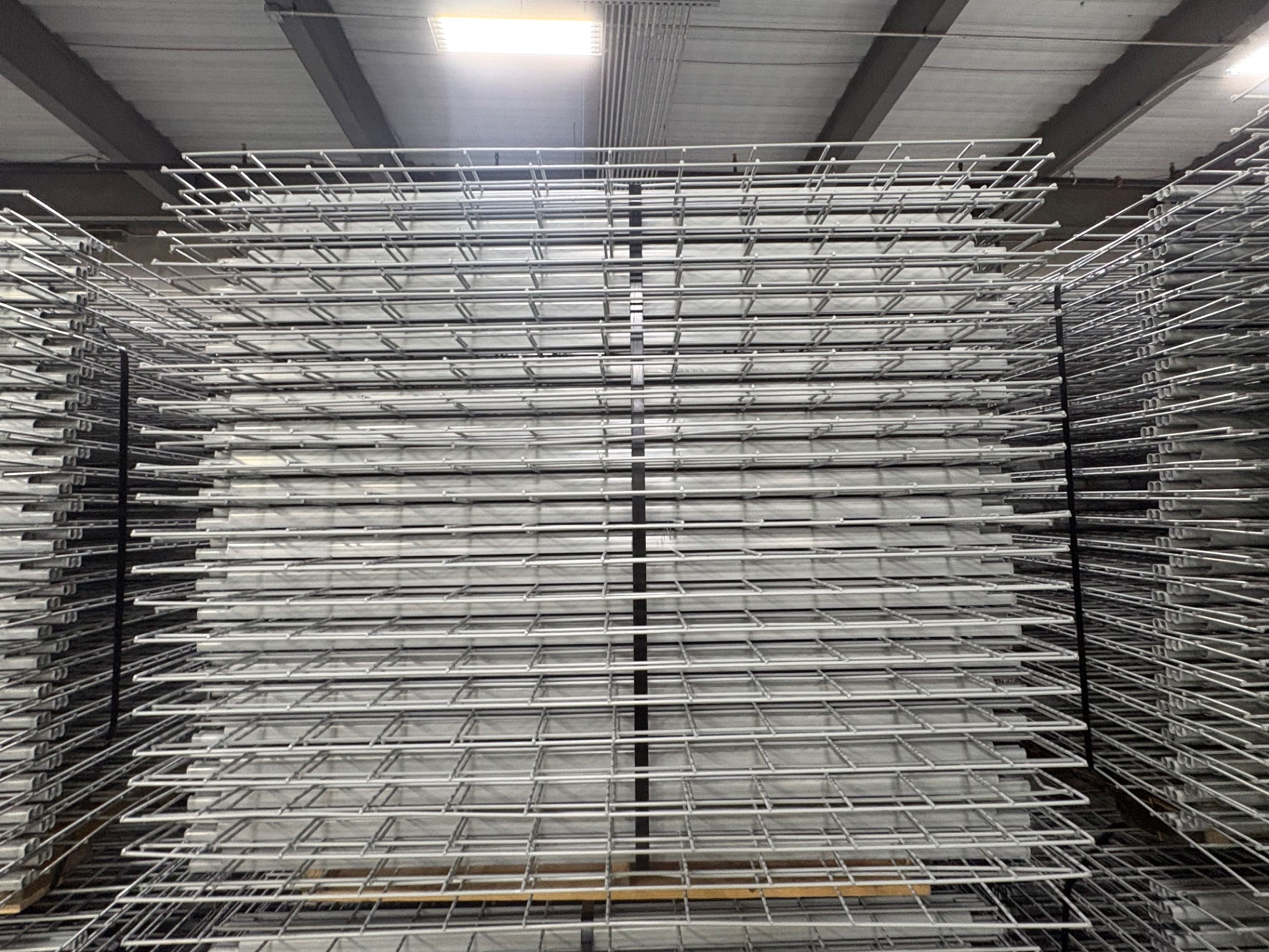 Slotted Rack Wire Deck - 48" x 68" - No Lip - Document 3