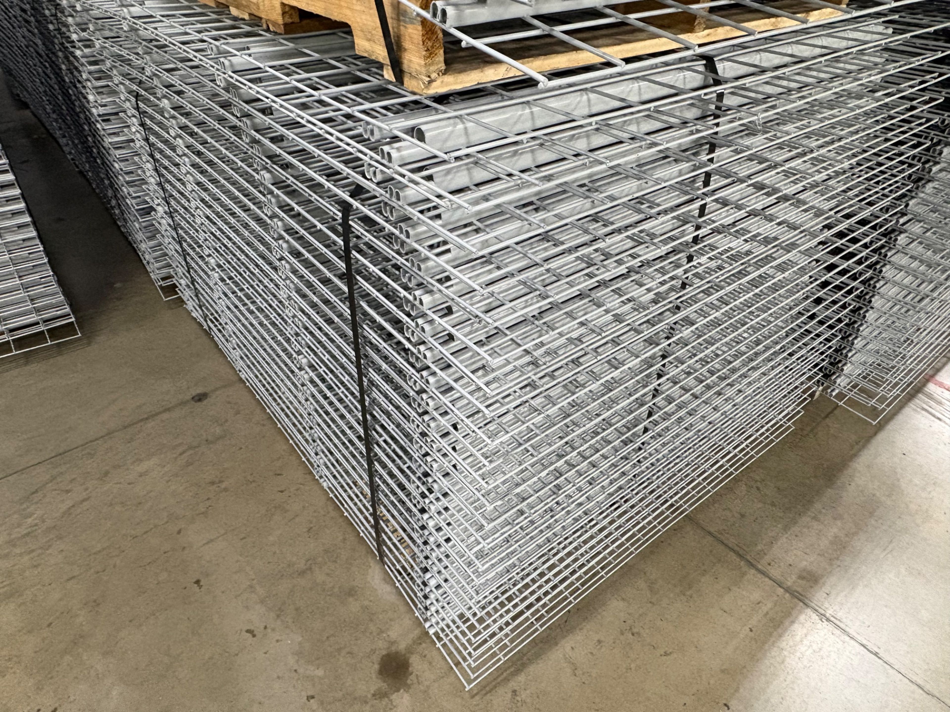 Slotted Rack Wire Deck - 48" x 68" - No Lip - Document 2