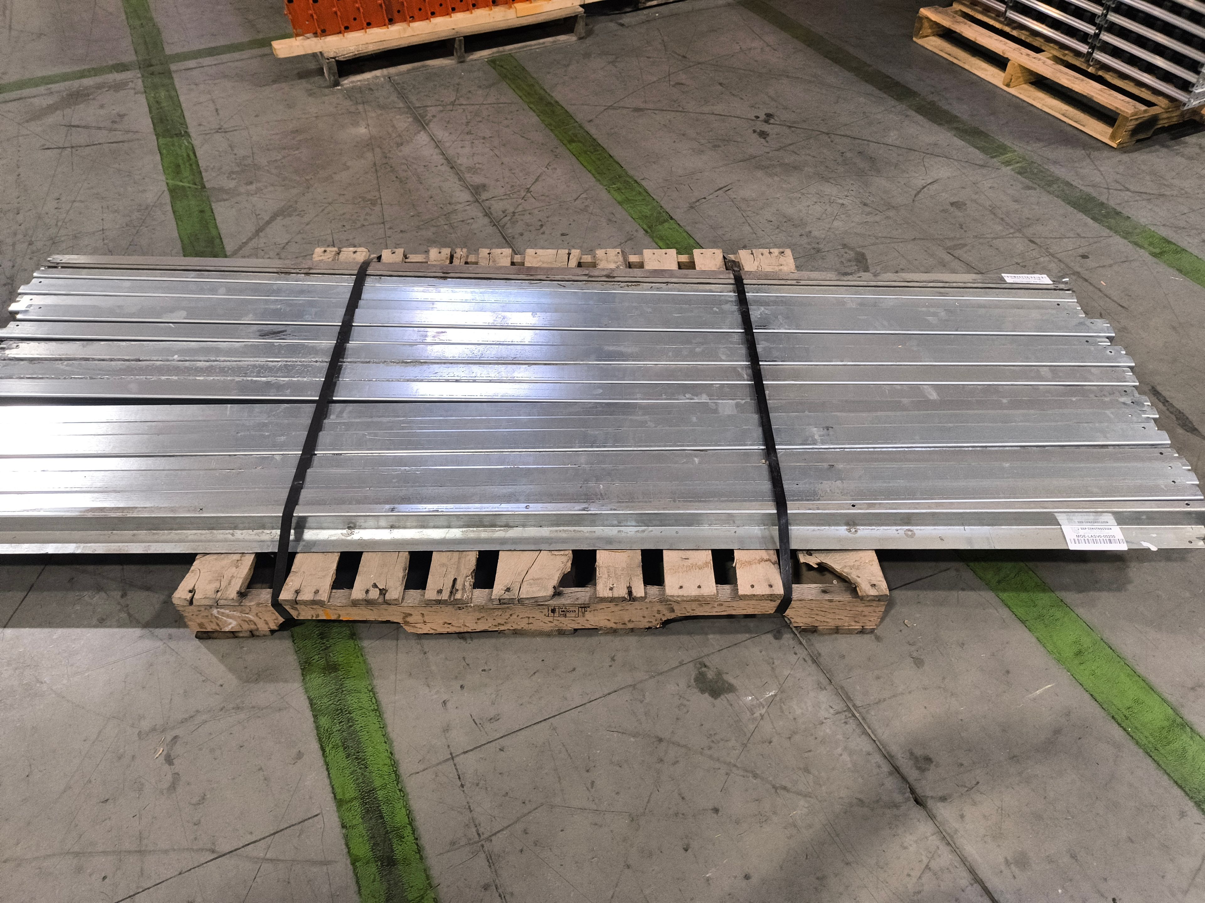 Carton Flow - Back Bracket - 95"