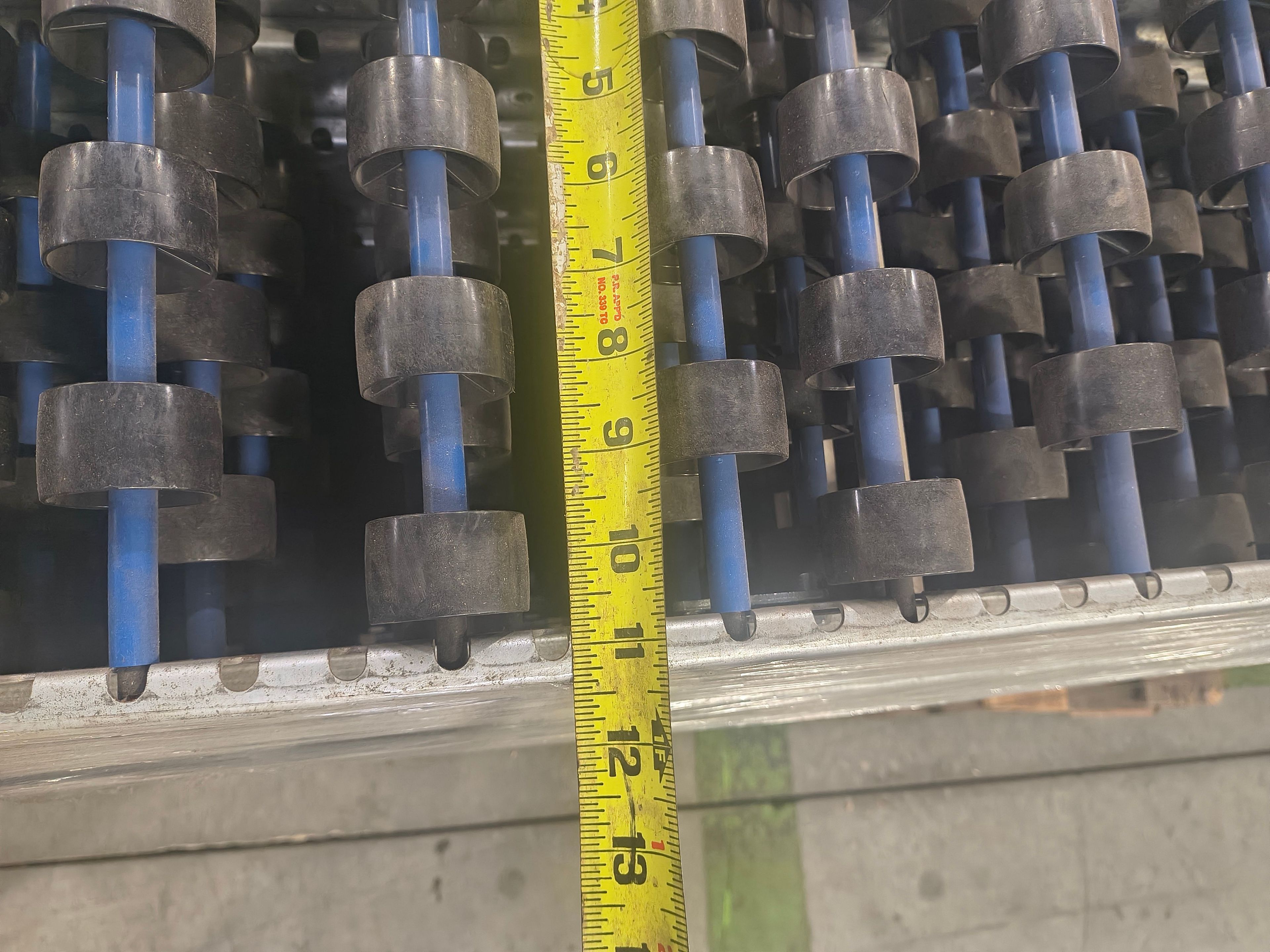 Carton Flow - 138" x 17" - Document 4