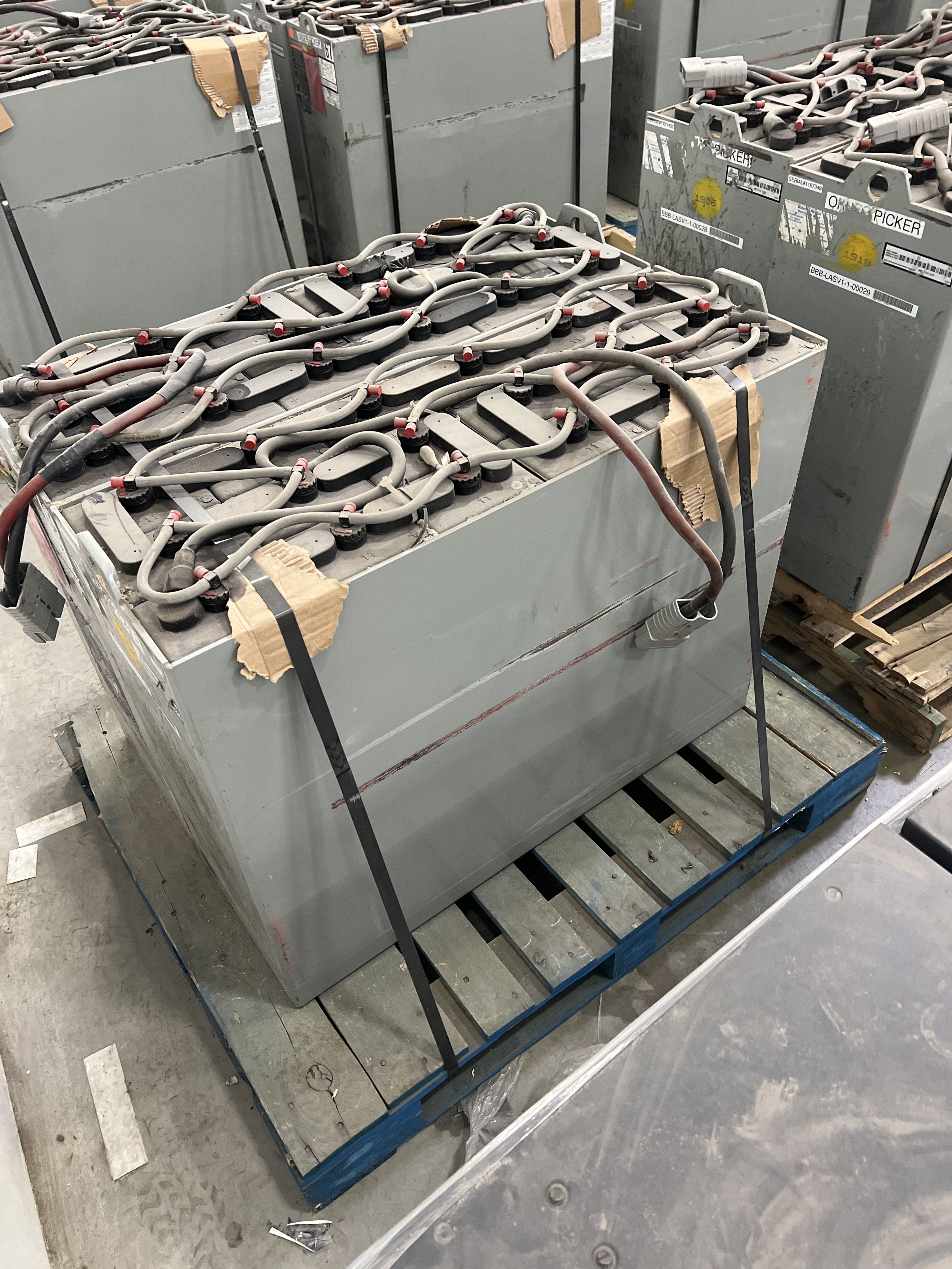 Raymond Order Picker - Wire Guided - Document 10