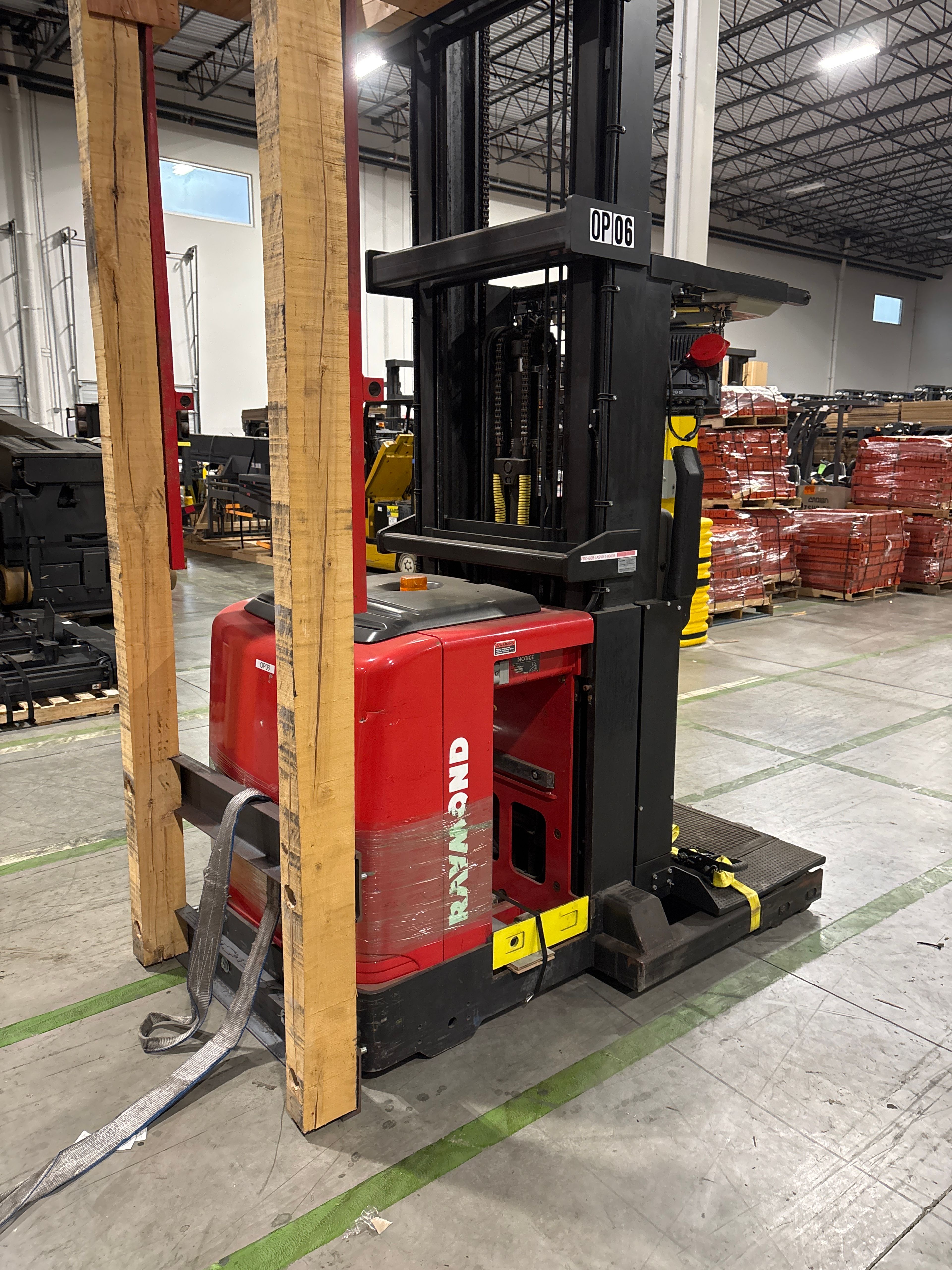 Raymond Order Picker - Wire Guided - Document 5