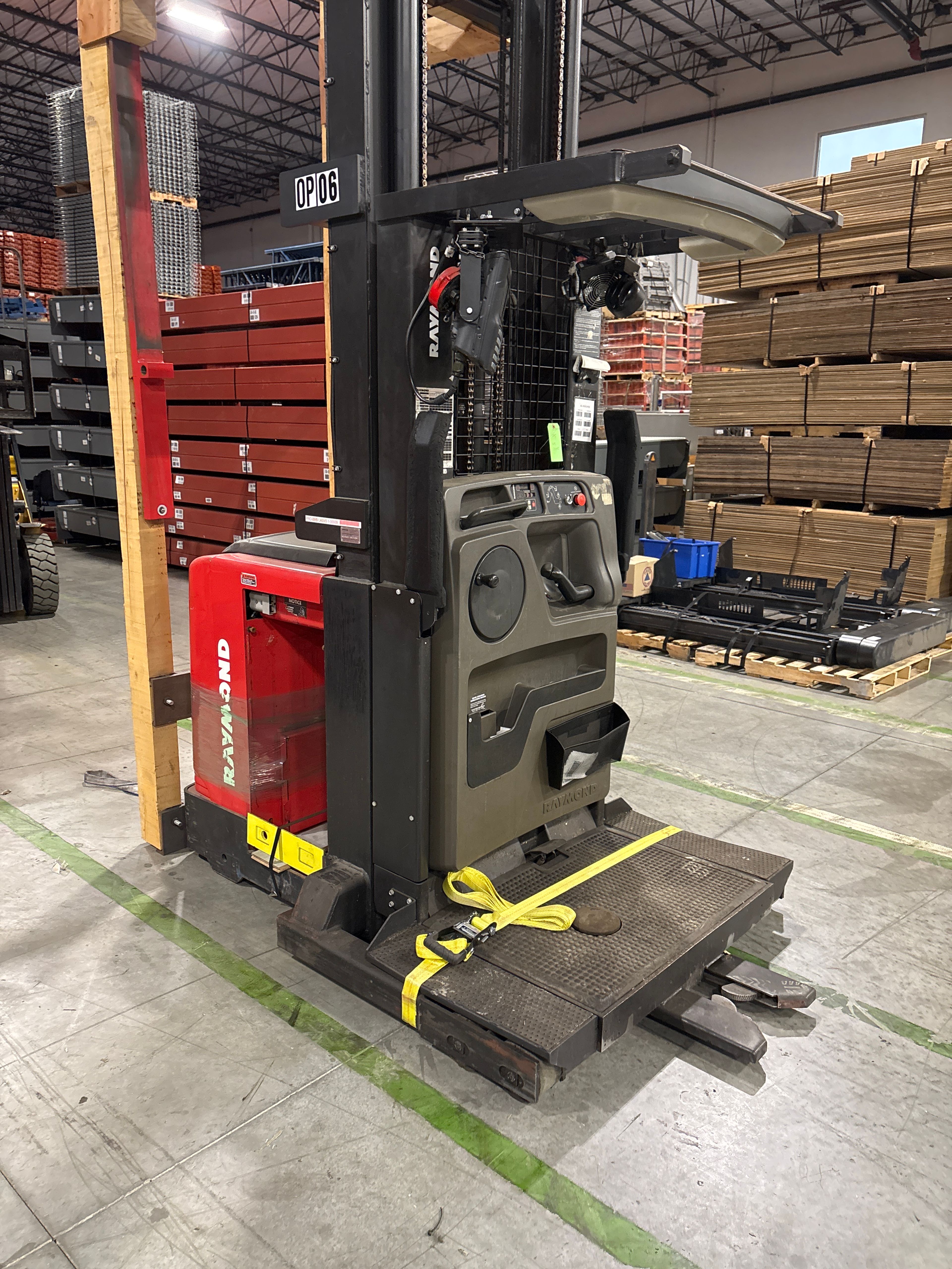 Raymond Order Picker - Wire Guided - Document 6