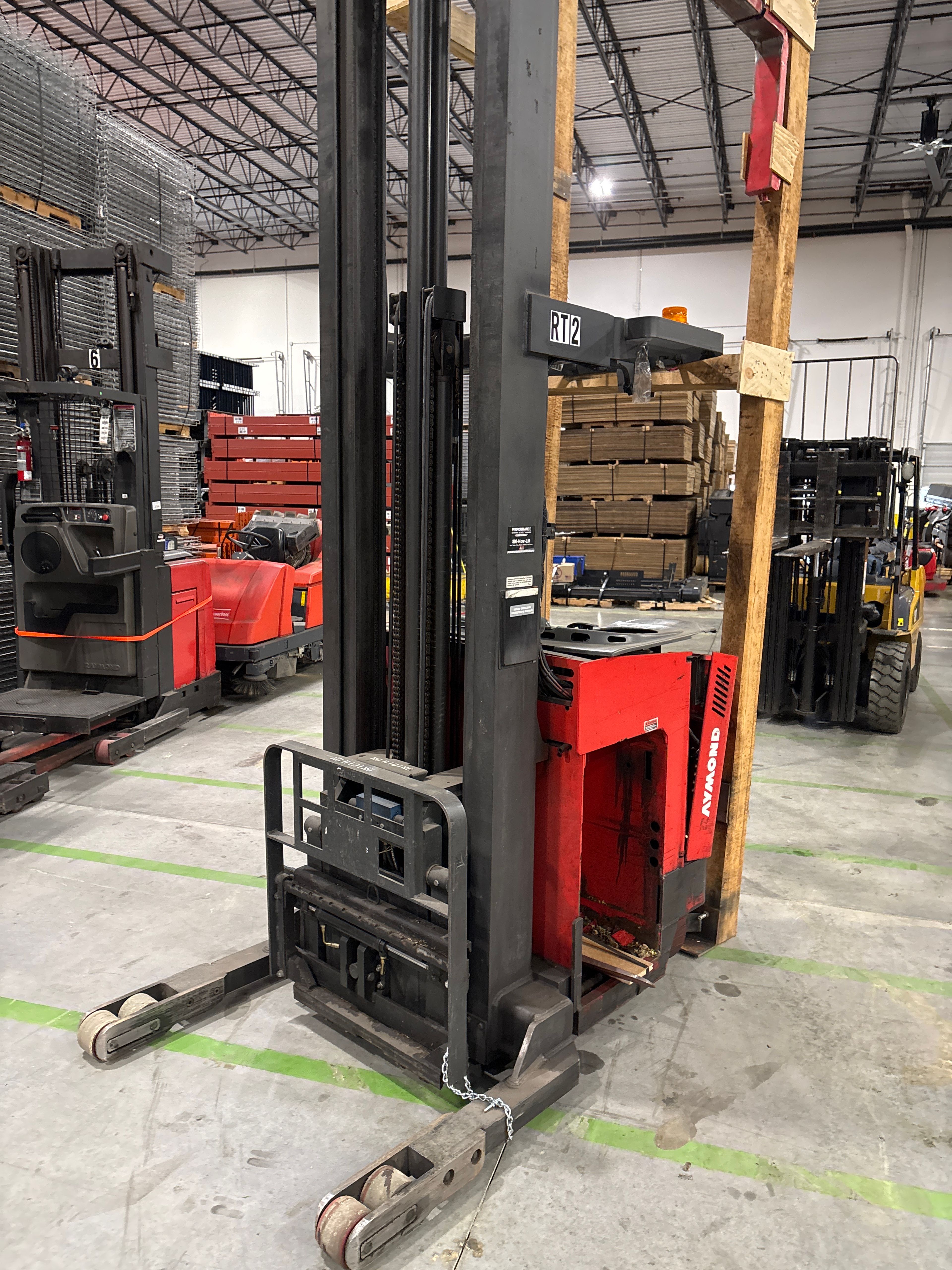 Raymond Reach Truck - Document 5