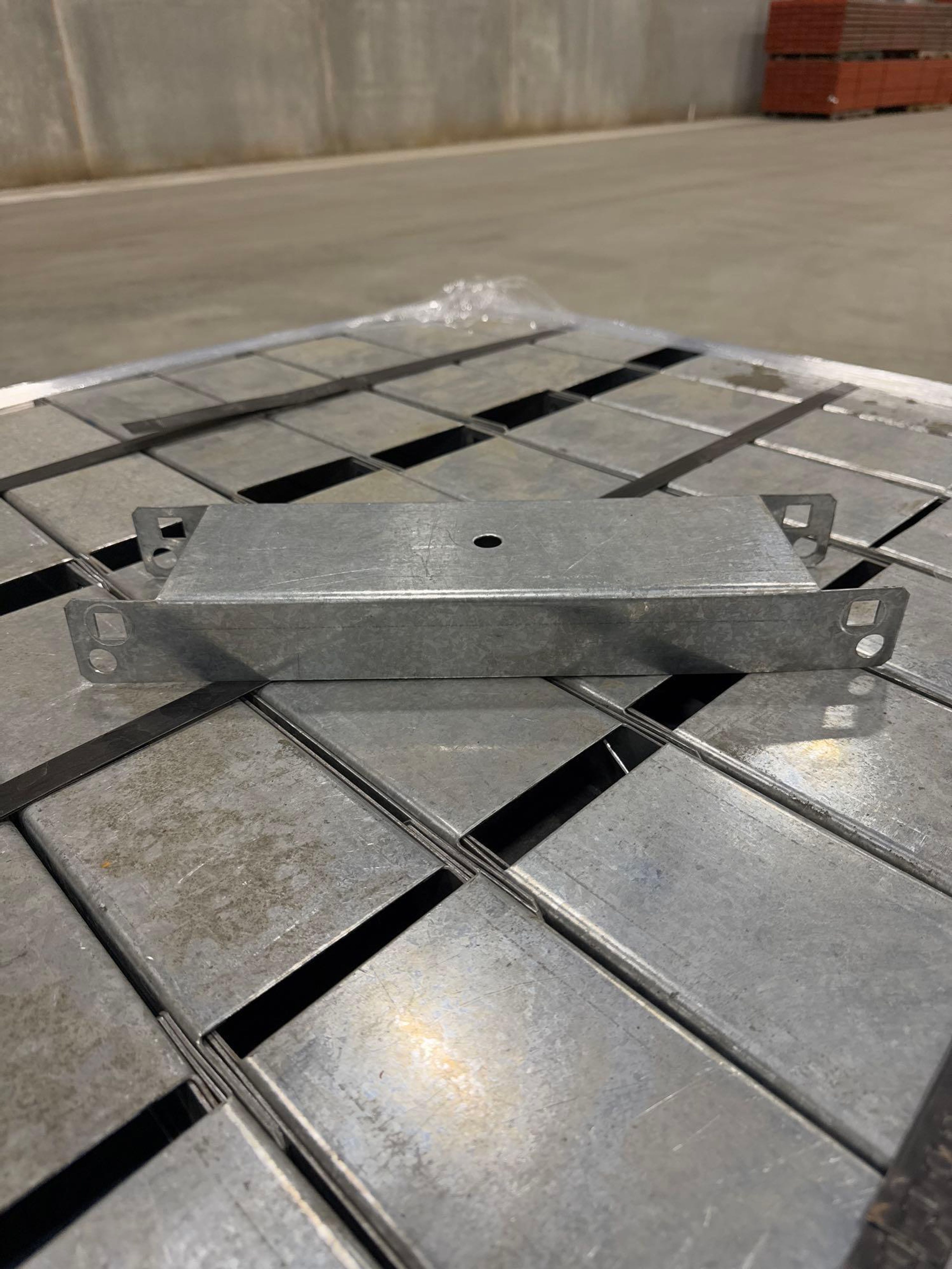 Row Spacer - 12" x 4"