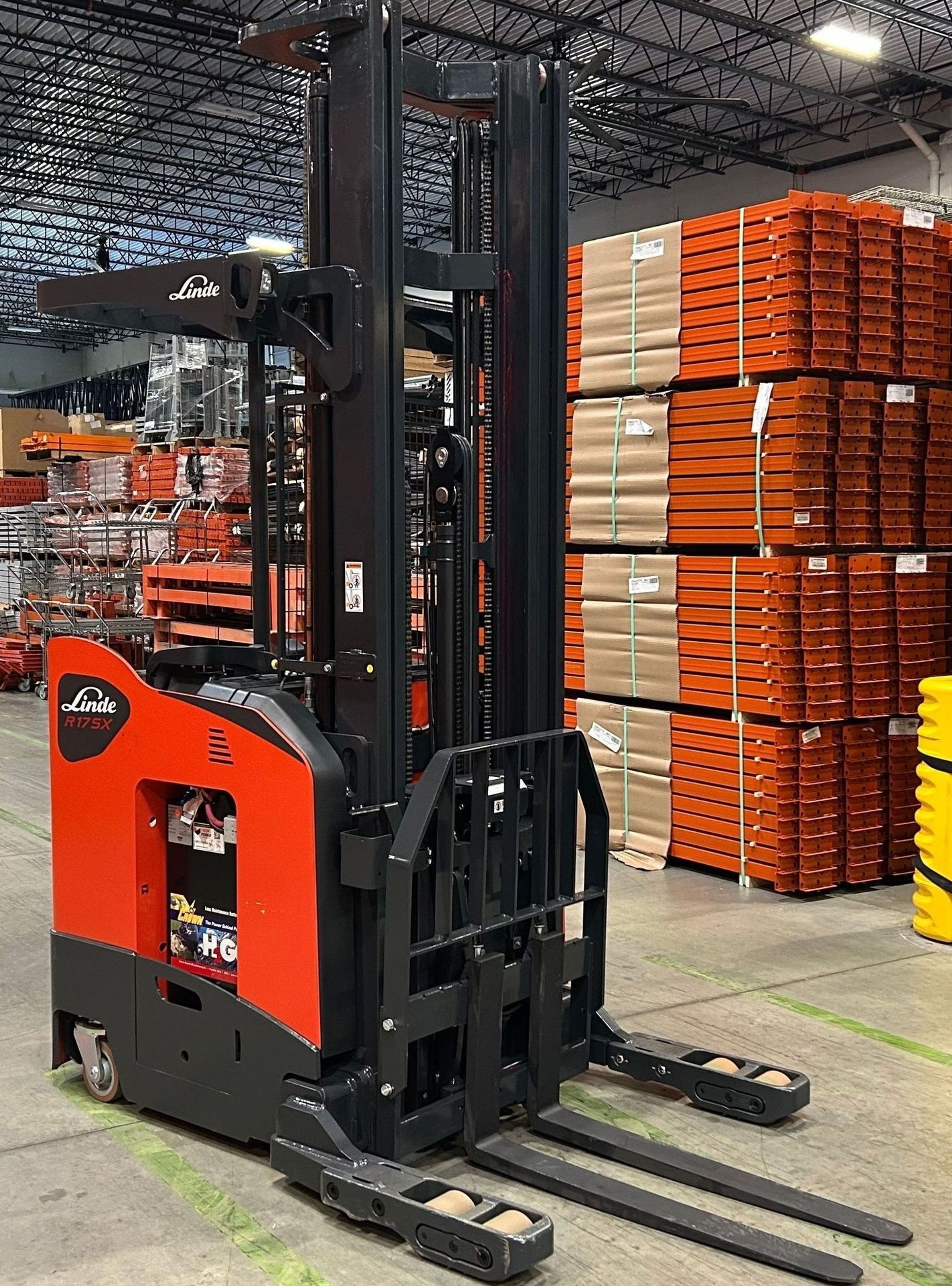 Linde R17SX Reach Truck