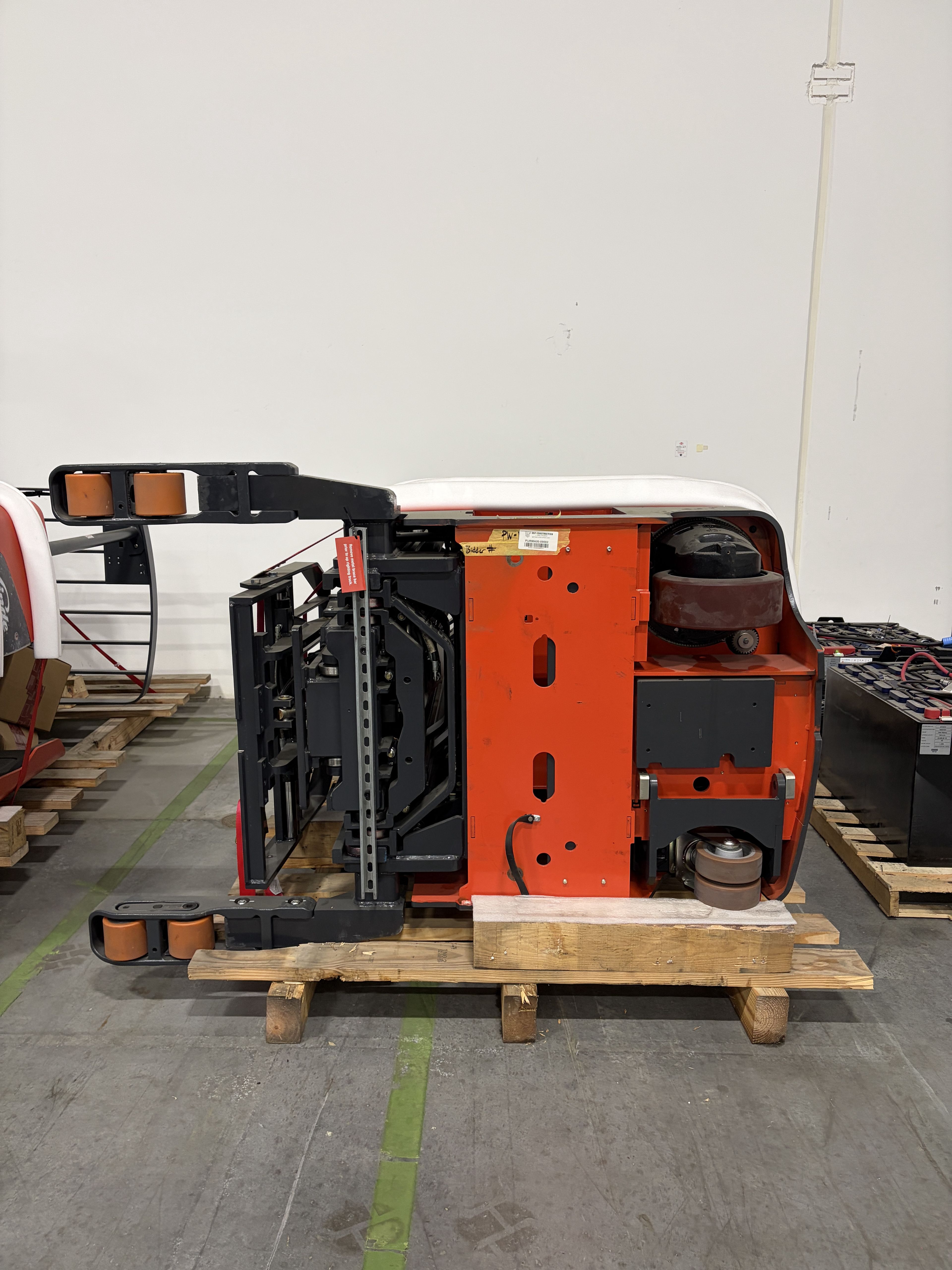 Linde R17SX Reach Truck - Document 3