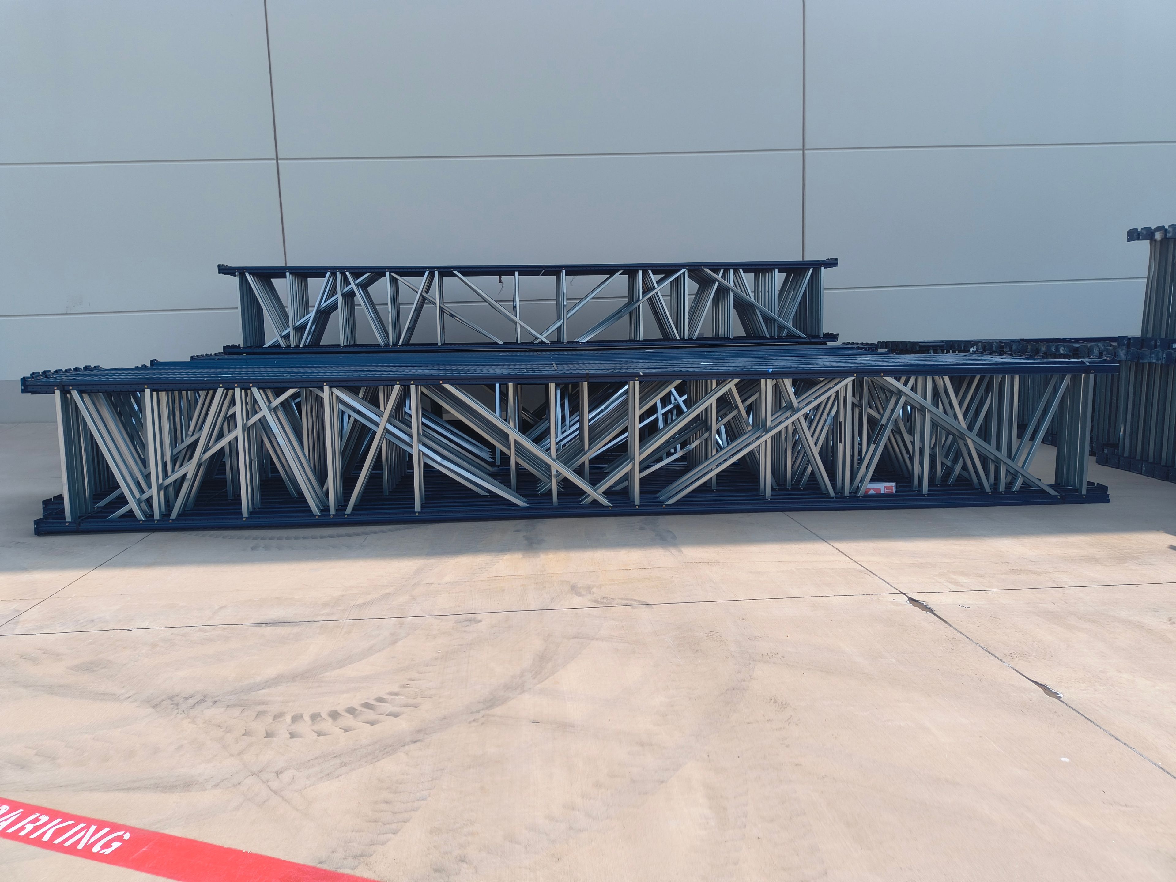 Upright Frame - 42" x 26' - Teardrop