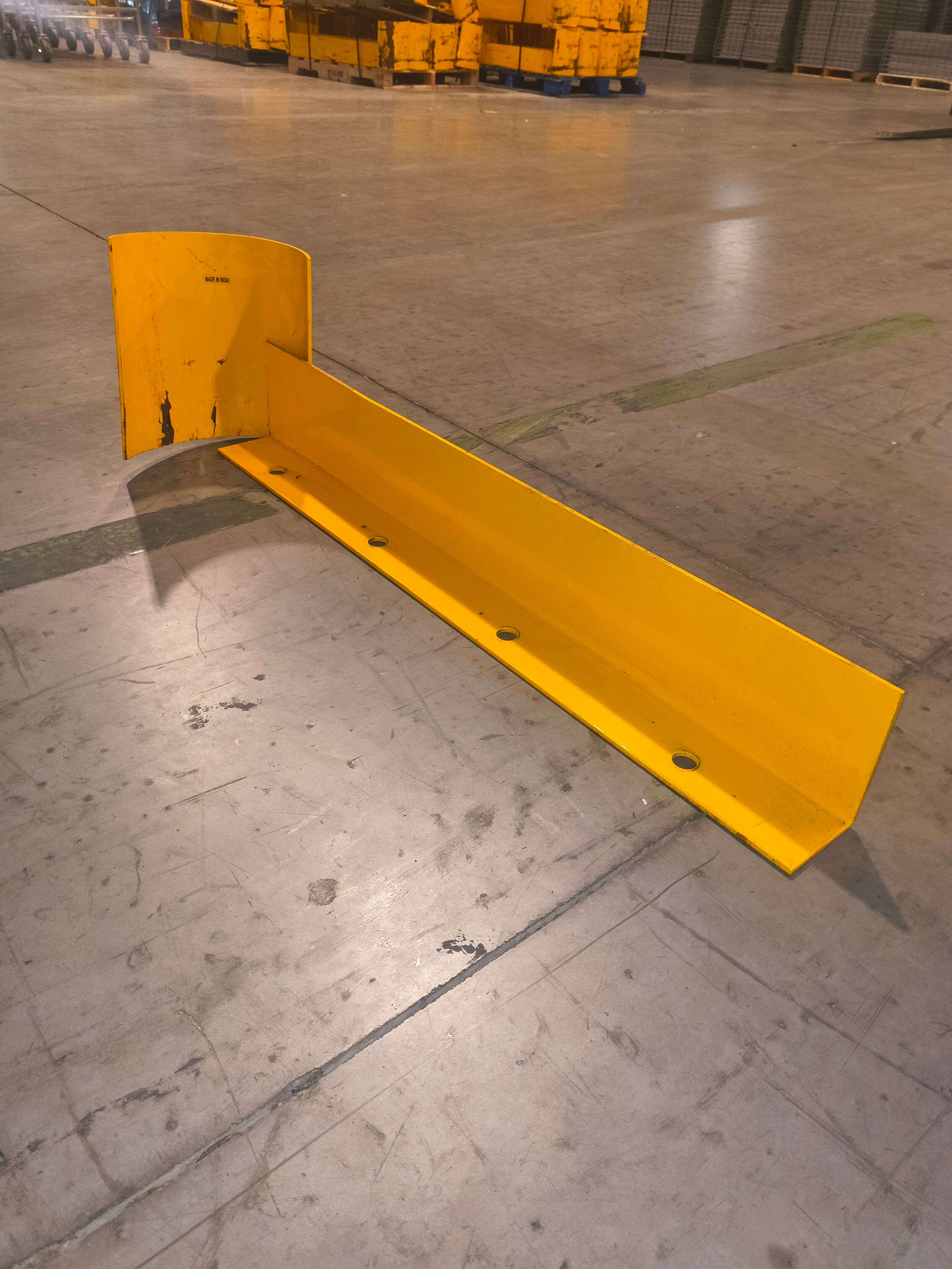 Handle It Aisle Guard - 42" x 4" x 6" - Document 2