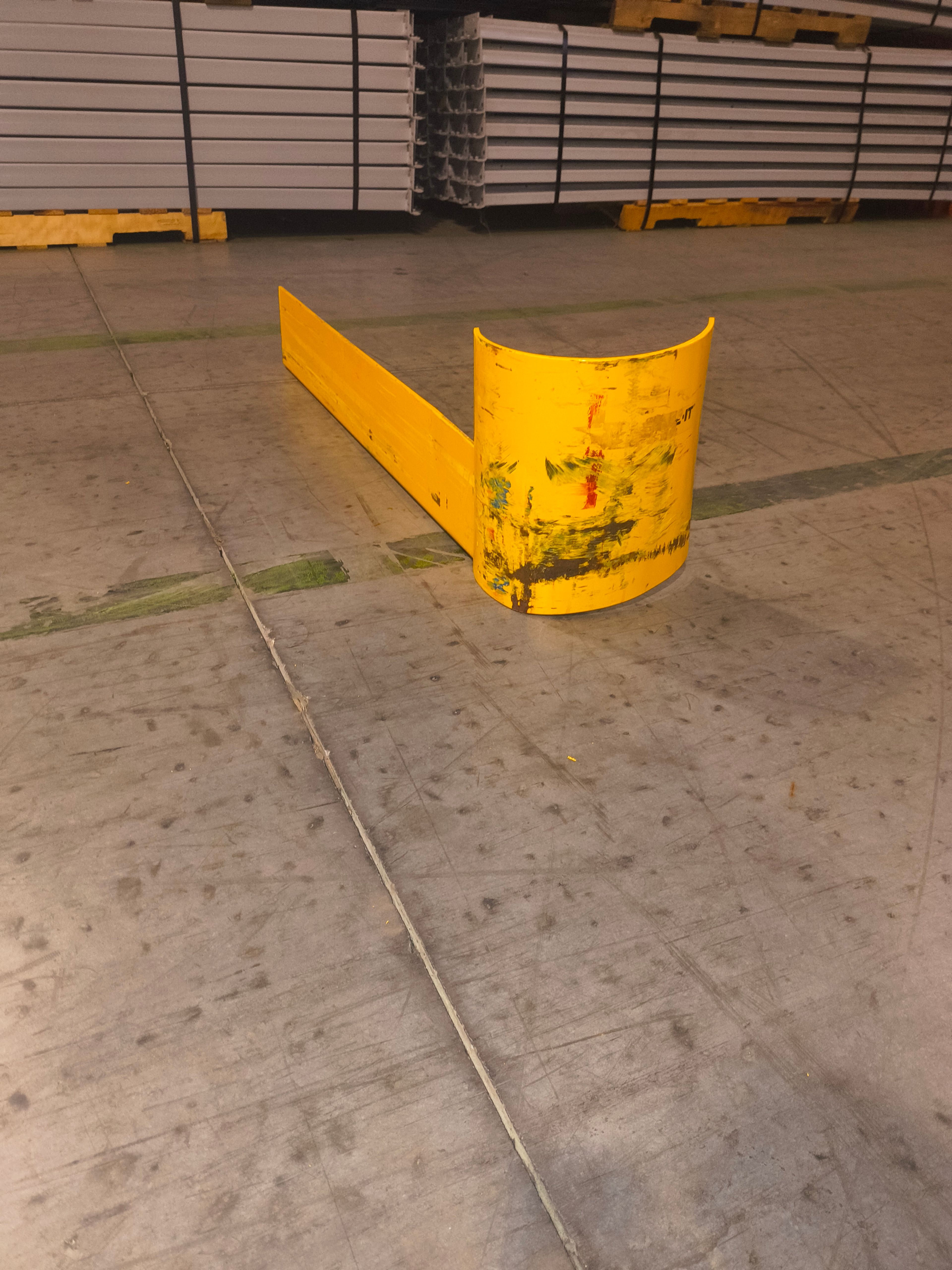 Handle It Aisle Guard - 42" x 4" x 6"