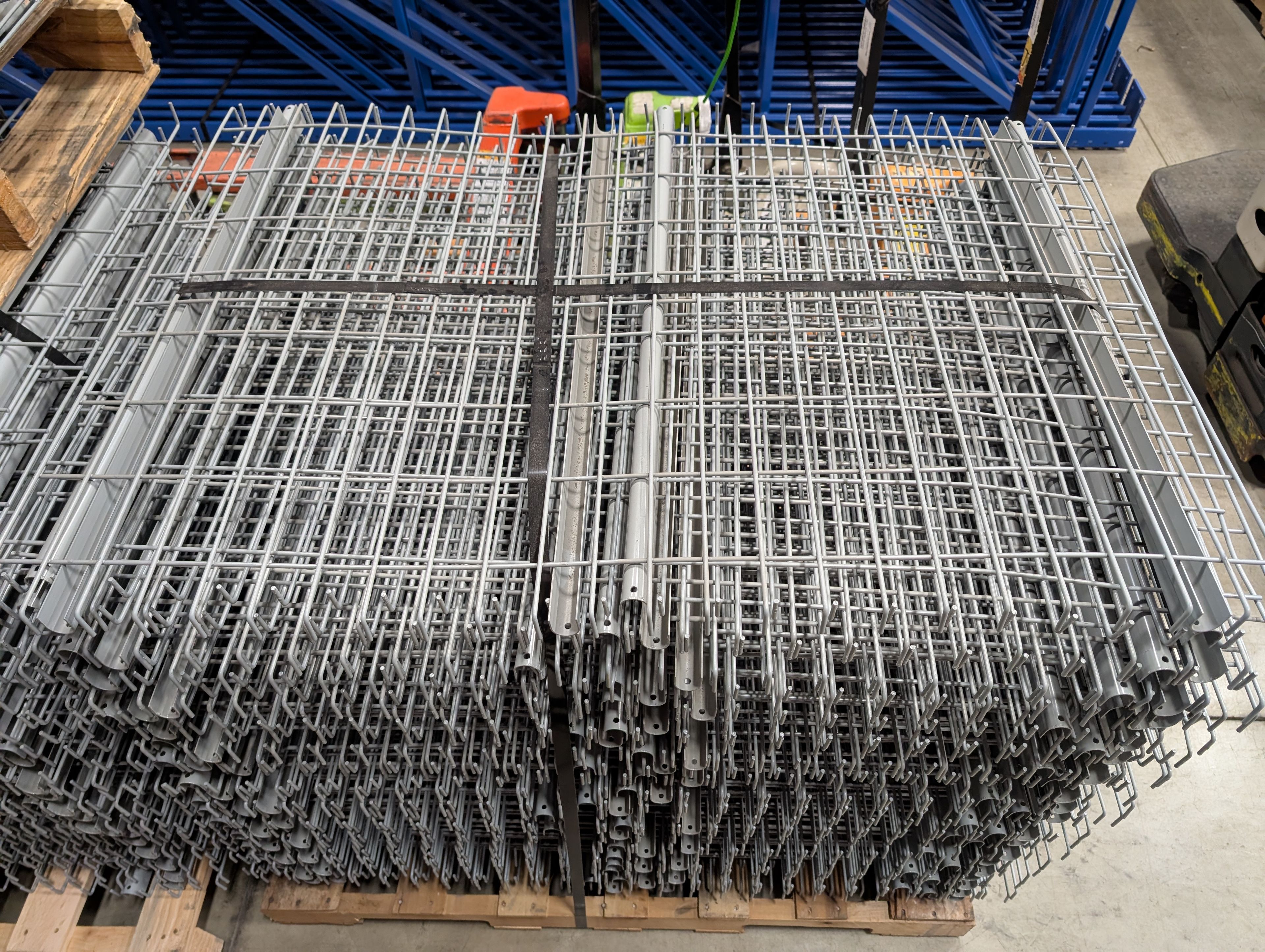 Wire Deck - 36" x 46" - Inside Waterfall - Document 4