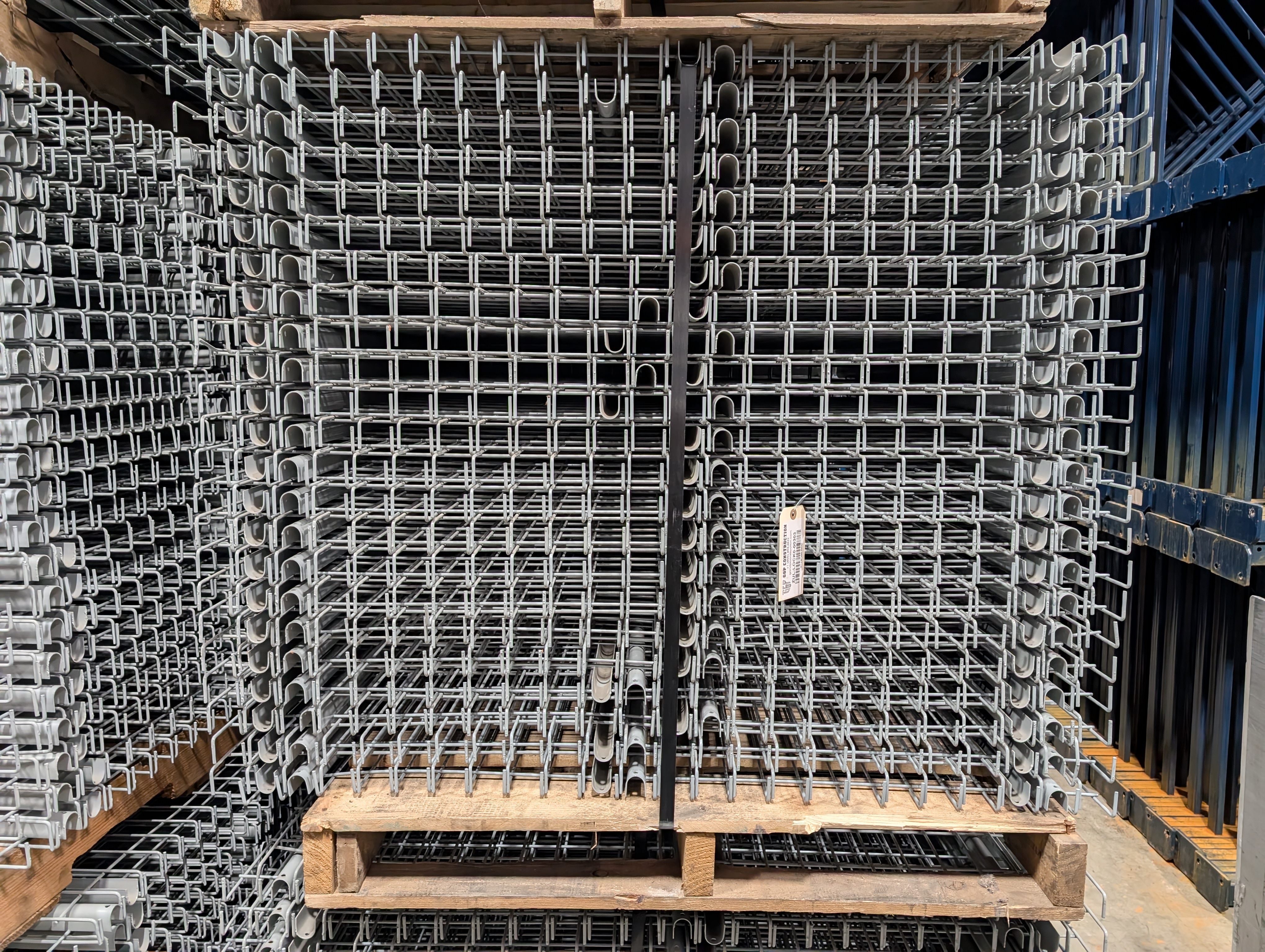 Wire Deck - 48" x 46" - Inside Waterfall