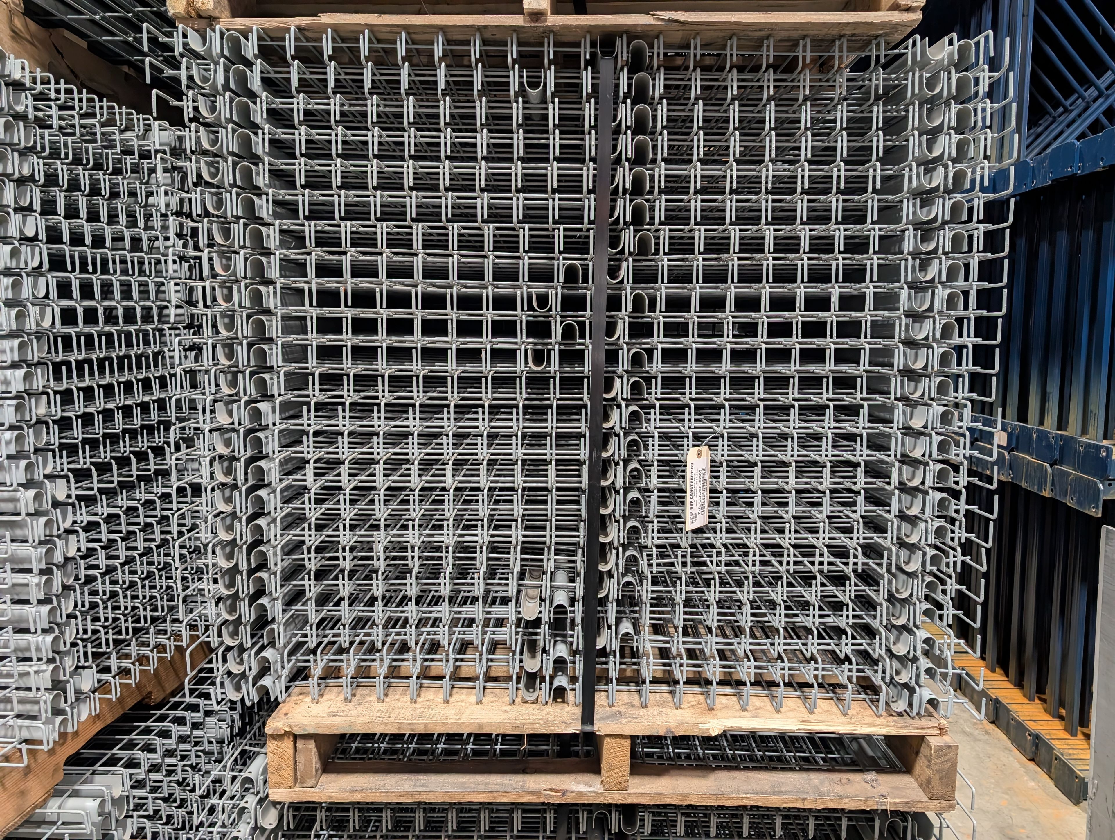 Wire Deck - 48" x 46" - Inside Waterfall