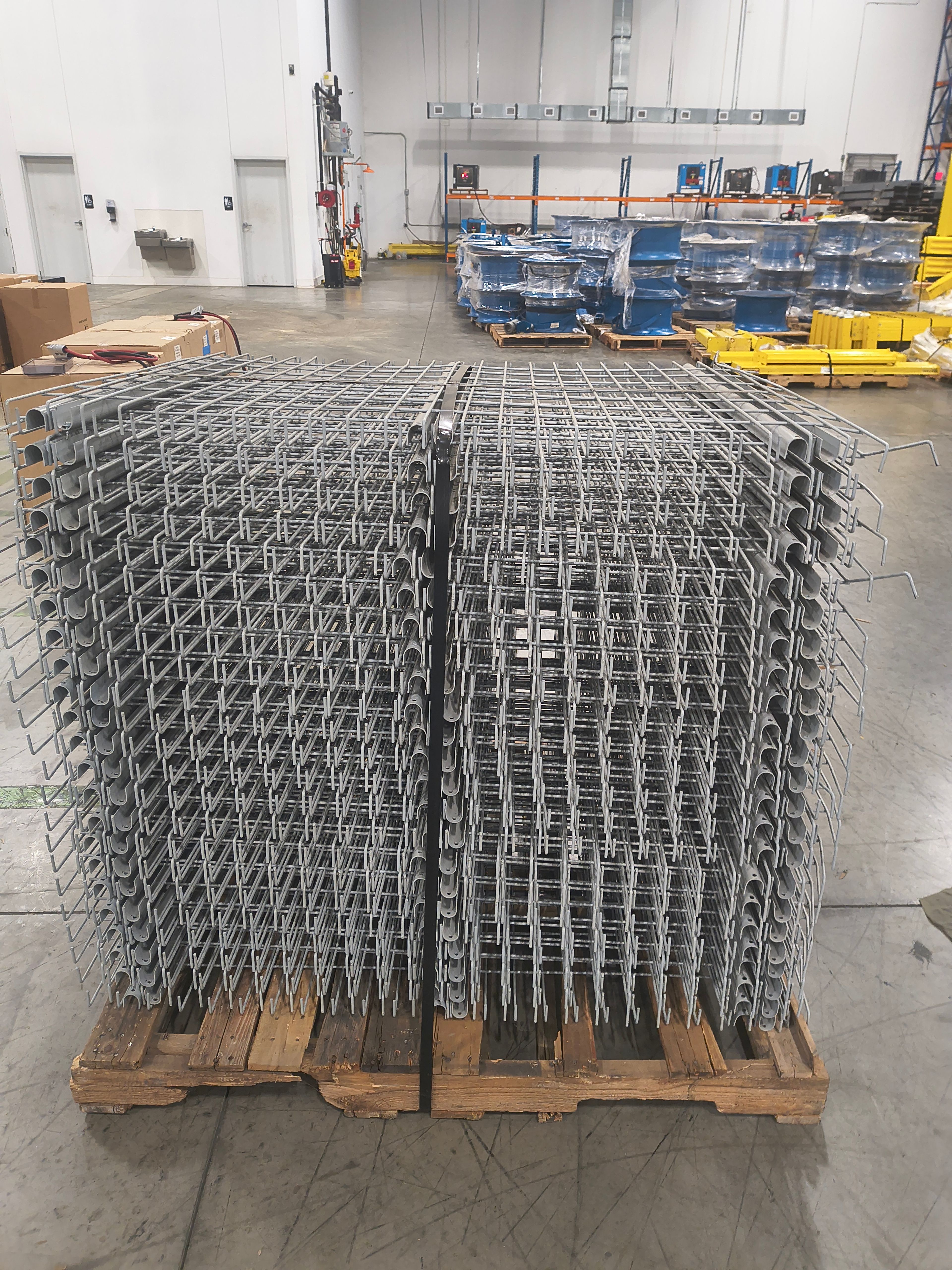 Wire Deck - 36" x 46" - Inside Waterfall - Document 4